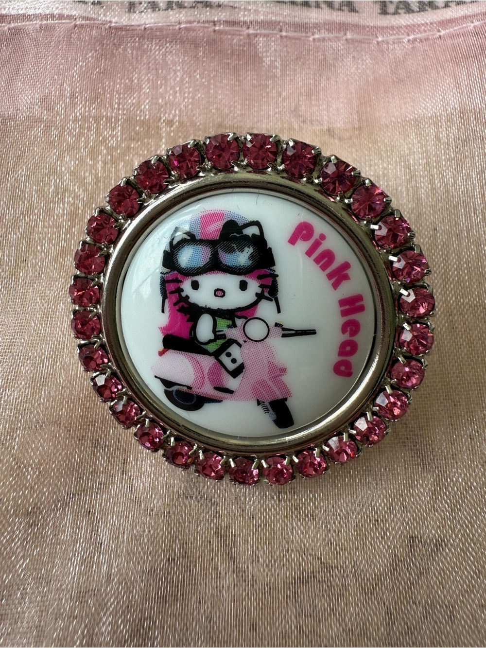 Vintage 2003 Tarina Tarantino Hello Kitty Pink Head Crystal Brooch Pin Y2K